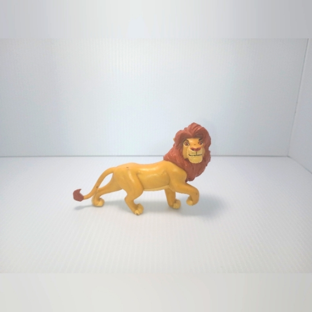 Disney The Lion King Simba Adult Grown, Applause. Action Figure Toy. Pre-Owned